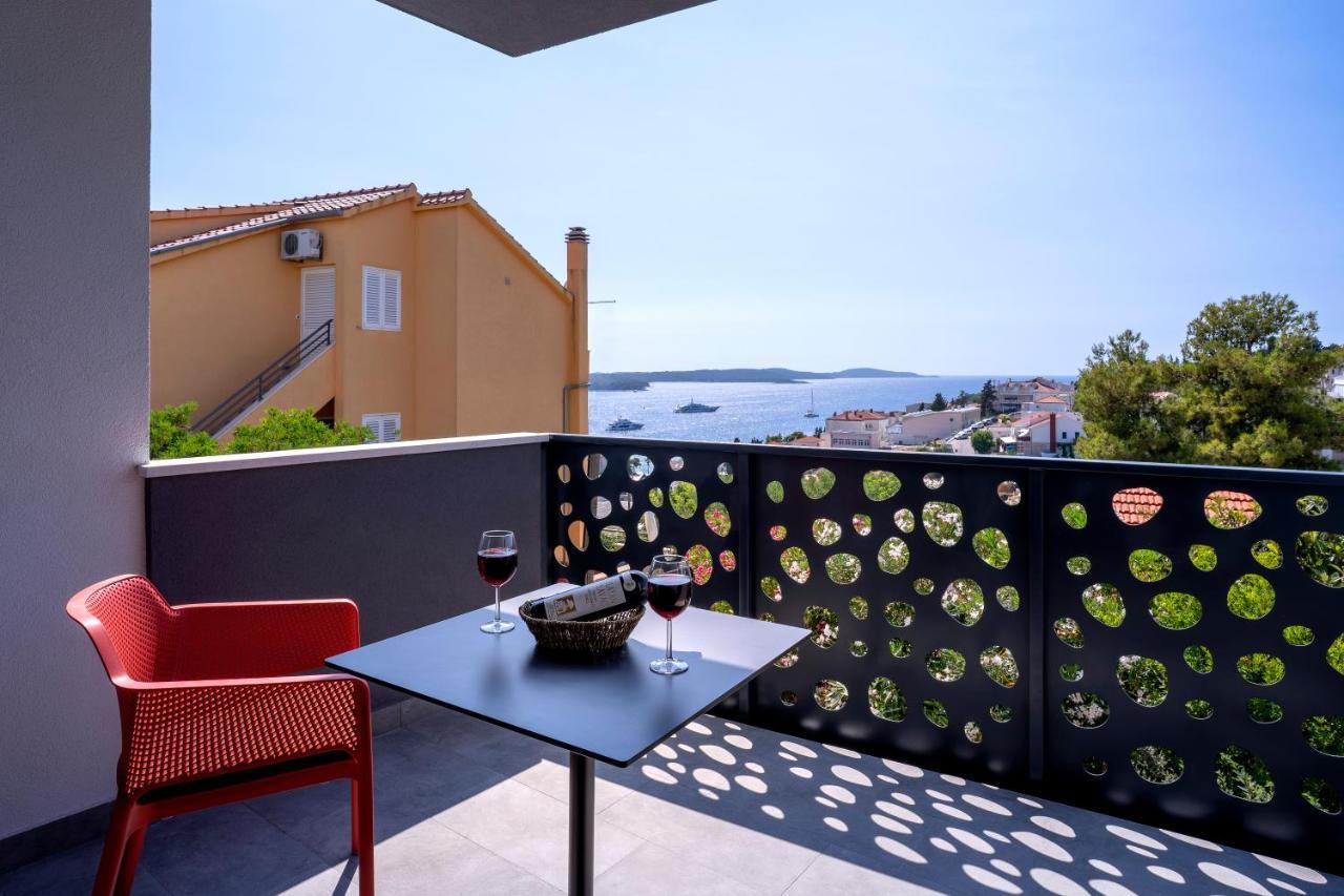 Sun&Lux Resort - Hvar Hvar Town Luaran gambar