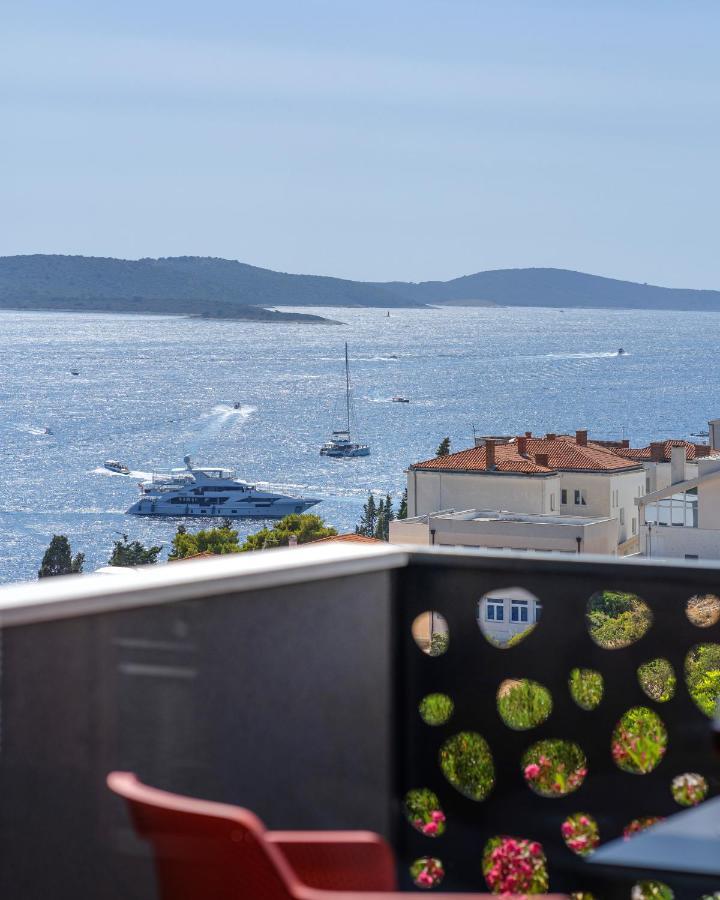Sun&Lux Resort - Hvar Hvar Town Luaran gambar
